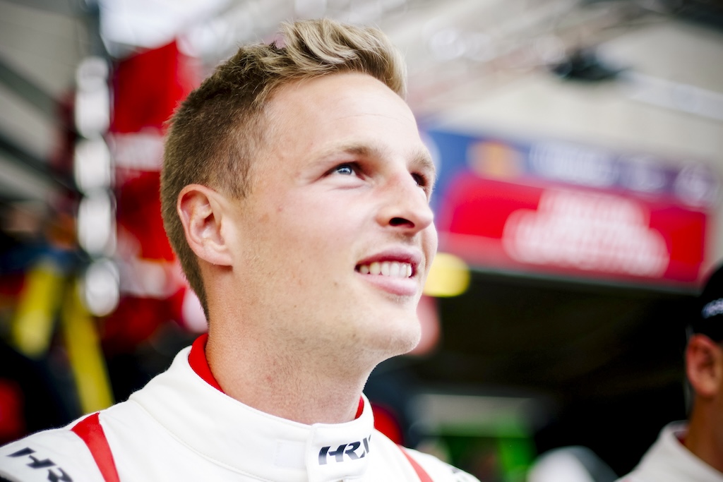 Frederik Schandorff flyvende på Le Mans: Det føles vildt godt.
(Foto: Xynamic)